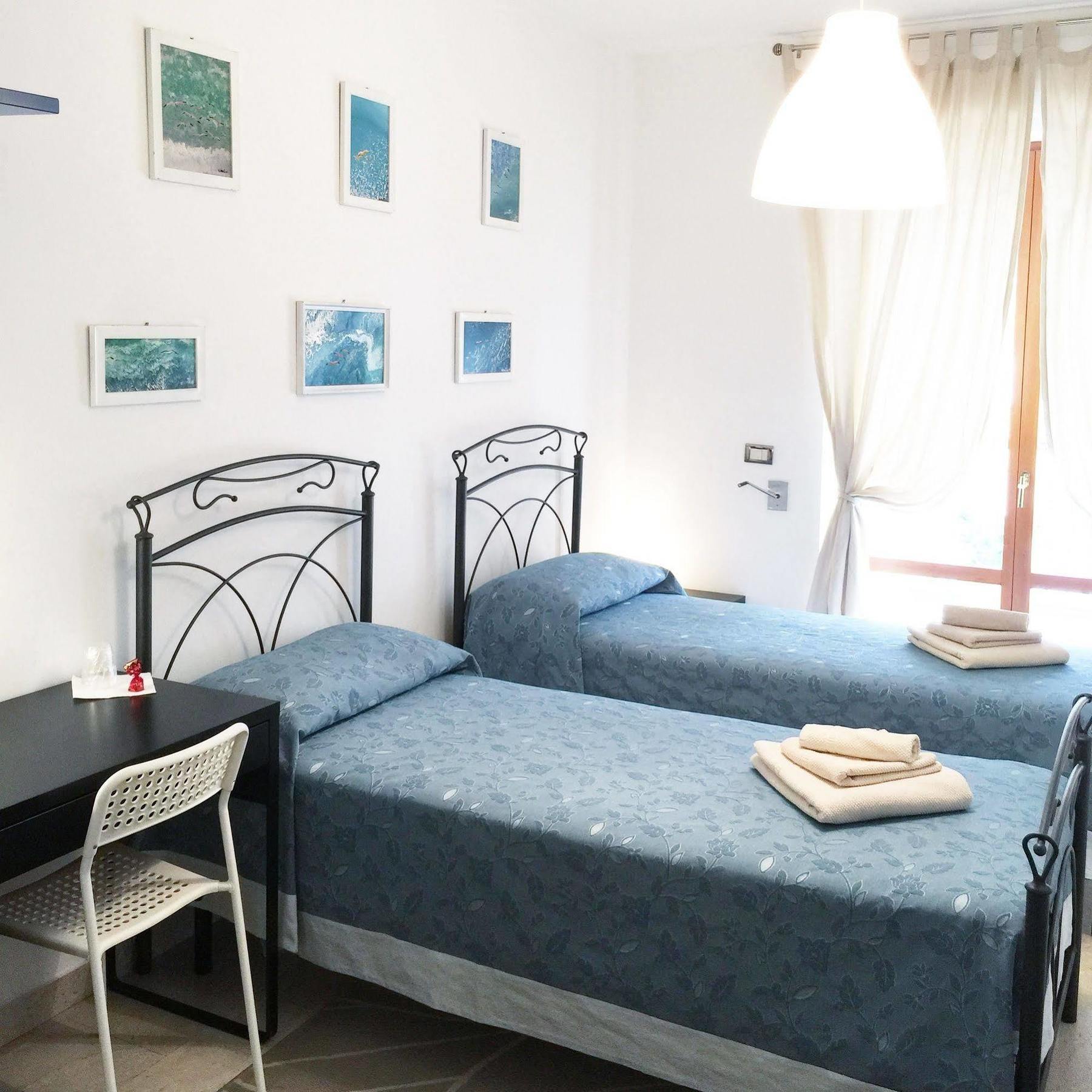 B&B Le Saline Taranto Exterior photo